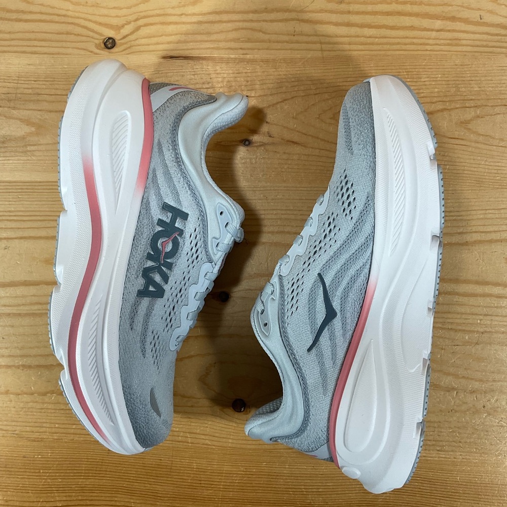 Hoka One Bondi 9 Running Shoes Women’s 7 D WIDE Blue White Pink 1162014 MBLW - Picture 6 of 9